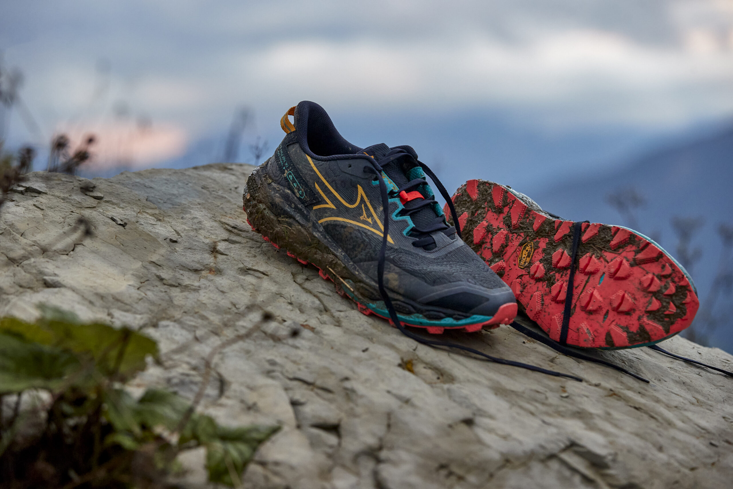 Zapatillas Mizuno Running Mizuno Maxima Amortiguacion Mizuno Aúna Máxima Amortiguación Y Protección En La Muhjn 11